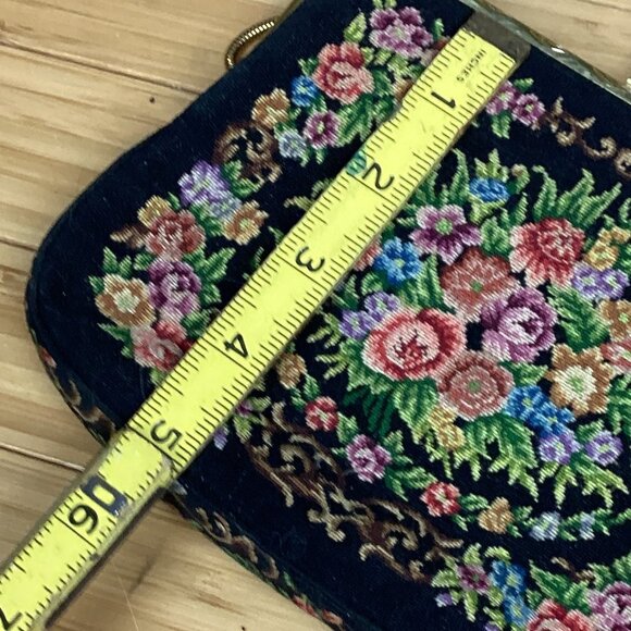 Vintage Embroidered Bag with Chain Strap - Picture 11 of 12